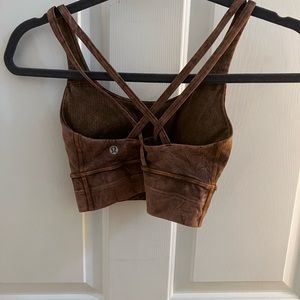 Lululemon sports bra size 4,
